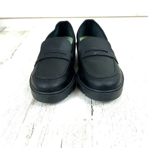 Childrenchic Kids 4 Black Leather Treated Slip-On No Slip School Loafers NEW - Picture 3 of 9